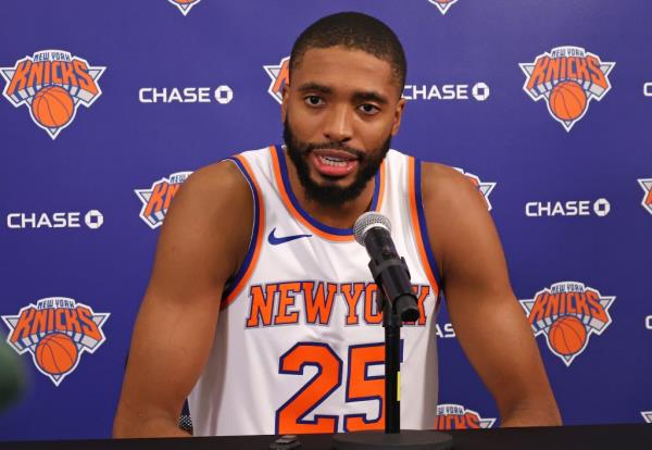 New Knick Mikal Bridges talks with the media on Sept. 30, 2024.